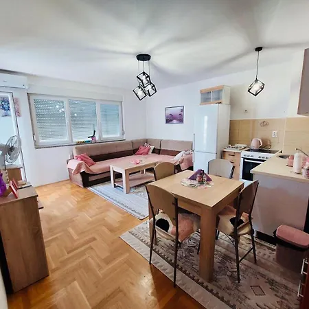 Apartman Andrea Lukavica