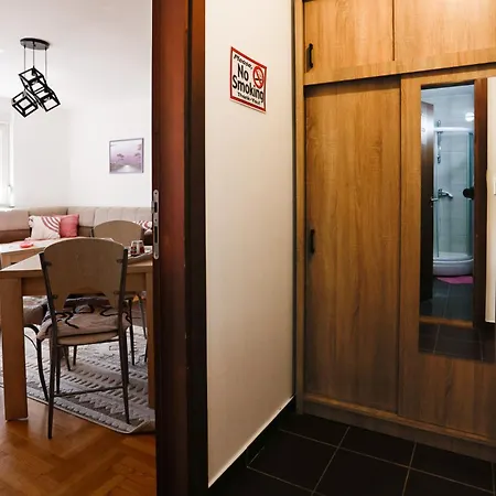 Andrea Lejlighed Lukavica